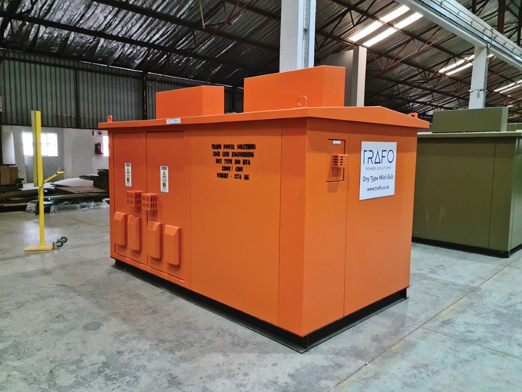 A dry-type mini-substation engineered for reliable power distribution in high-ambient-temperature mining and industrial environments.